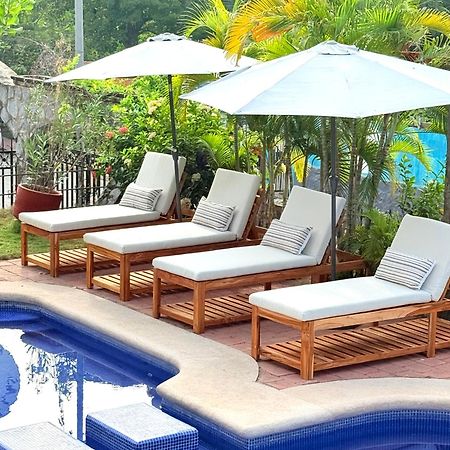 Hotel Villas Ema Zihuatanejo Esterno foto