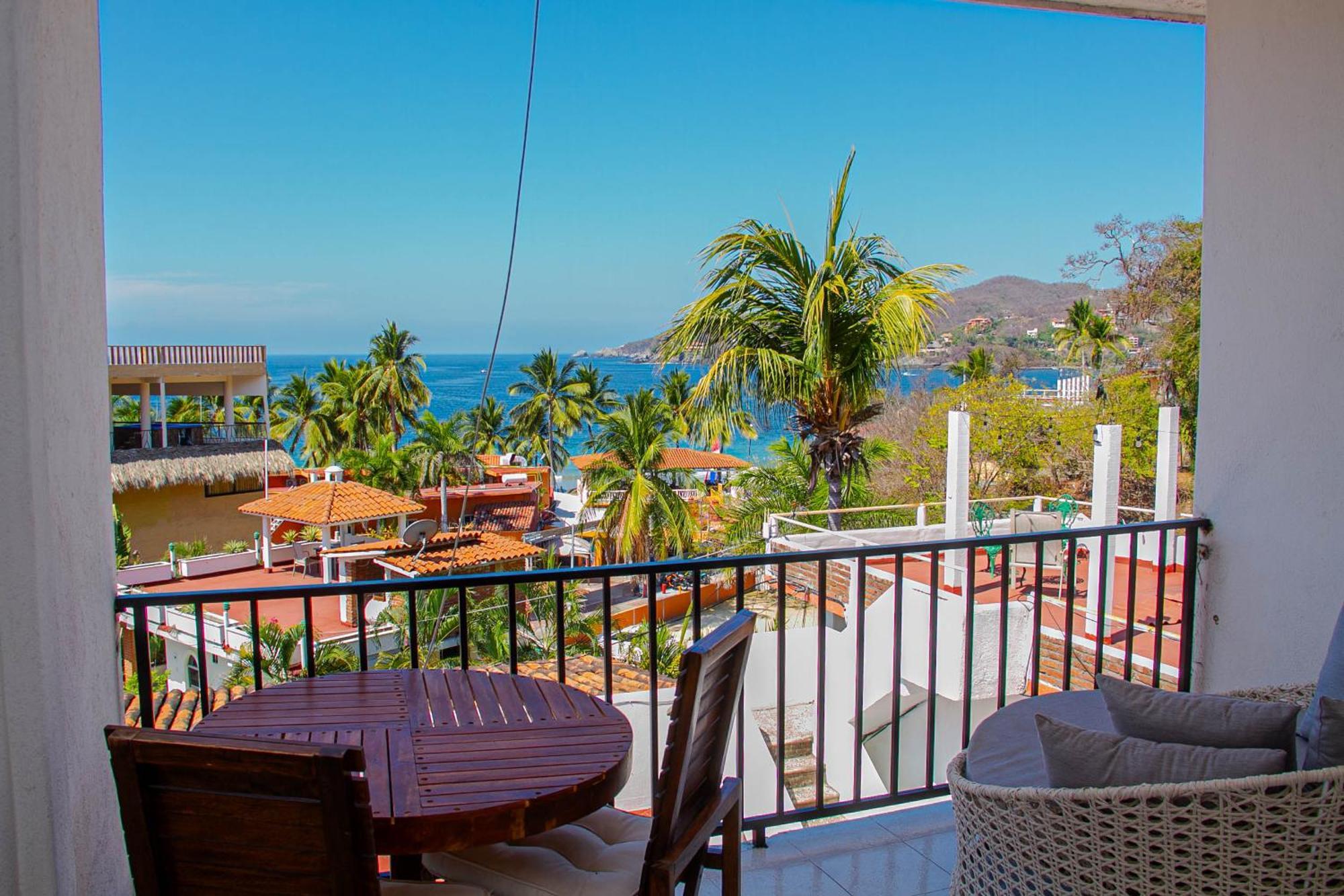 Hotel Villas Ema Zihuatanejo Esterno foto