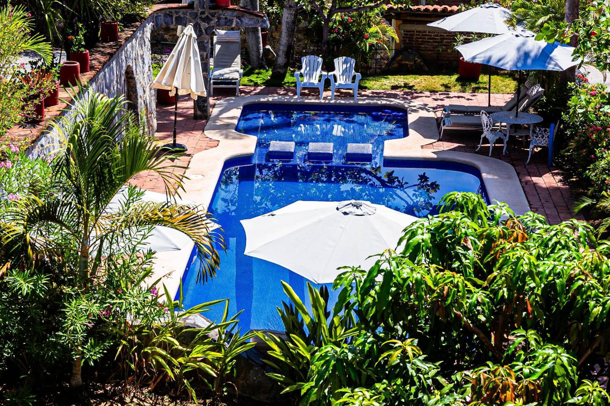 Hotel Villas Ema Zihuatanejo Esterno foto