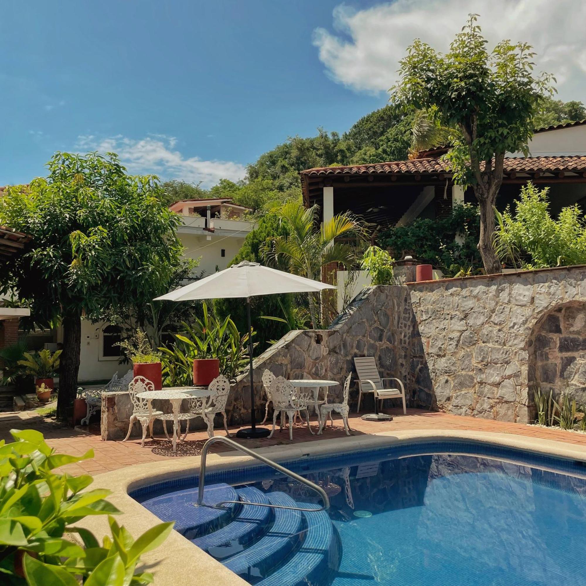 Hotel Villas Ema Zihuatanejo Esterno foto